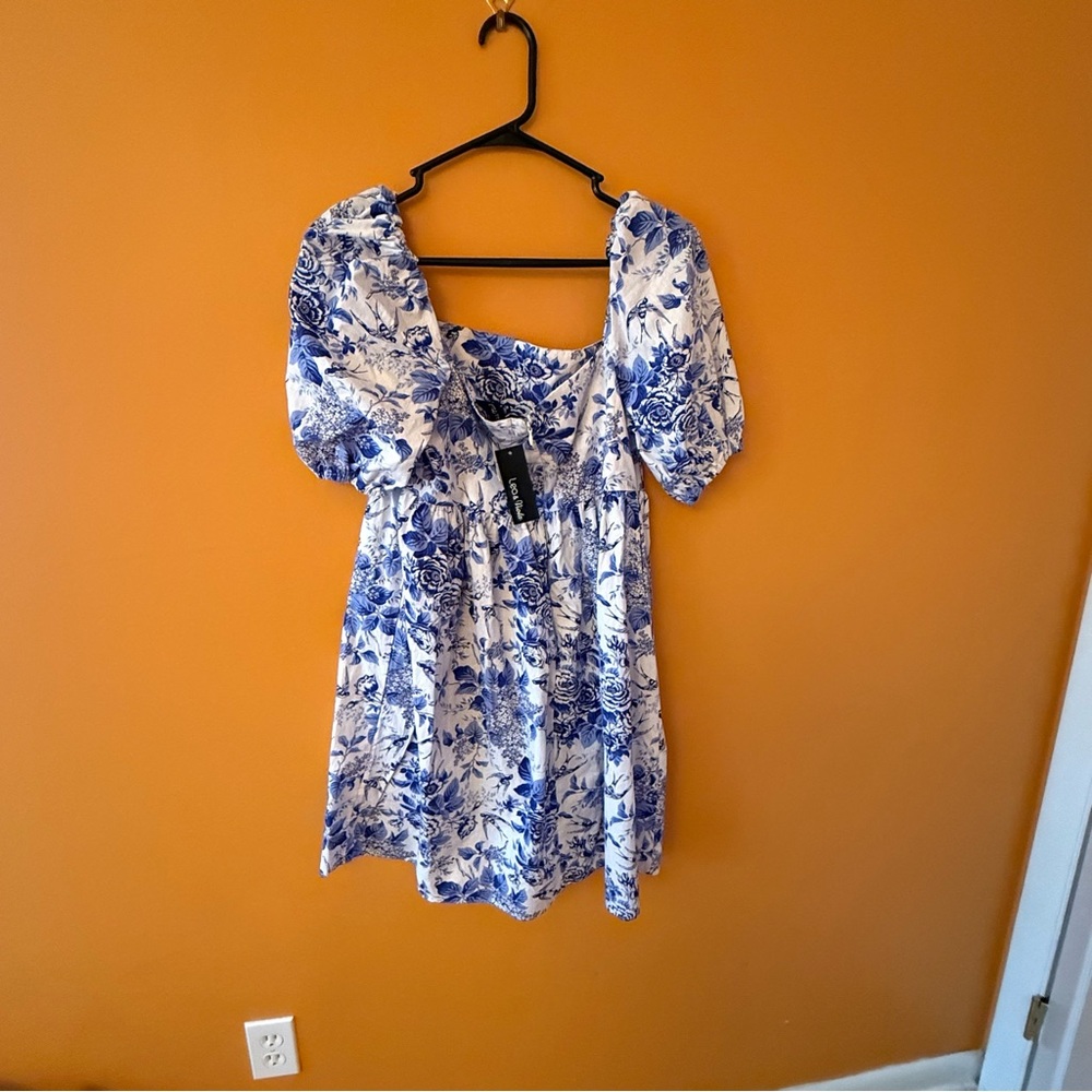 Lea & Viola dress blue and white floral NWT M